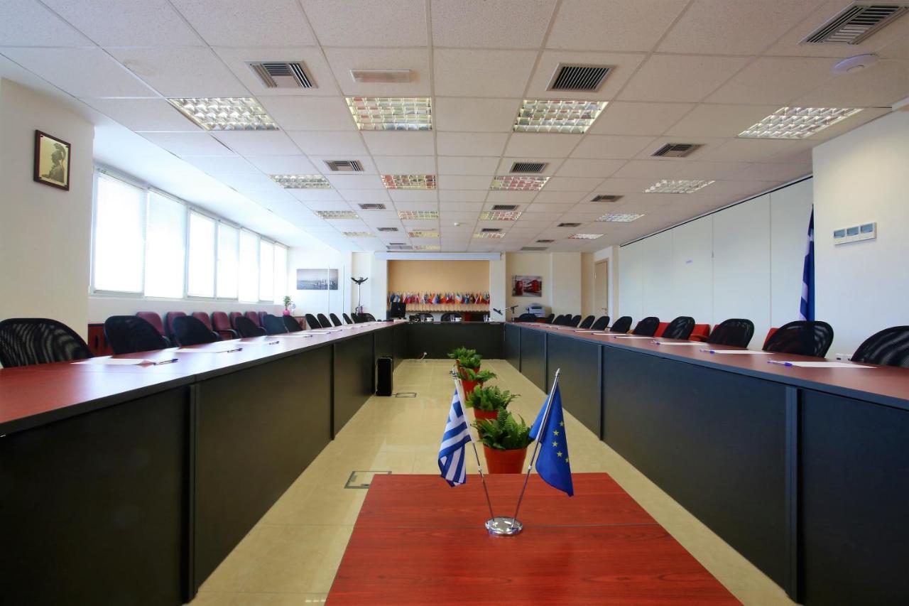 Gk Airport Suites - Free Shuttle By Gk Properties Markópoulon Екстериор снимка