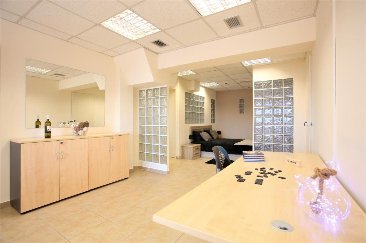 Gk Airport Suites - Free Shuttle By Gk Properties Markópoulon Екстериор снимка